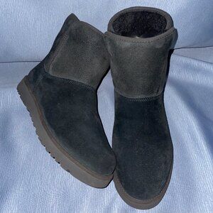 UGG Black Twinface Sheepskin/Suede Ankle Boot CORY S/N 1013437, Women Size 6